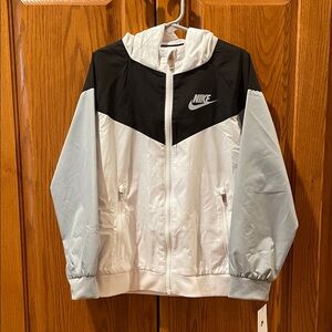 Nike size 7 hooded windbreaker